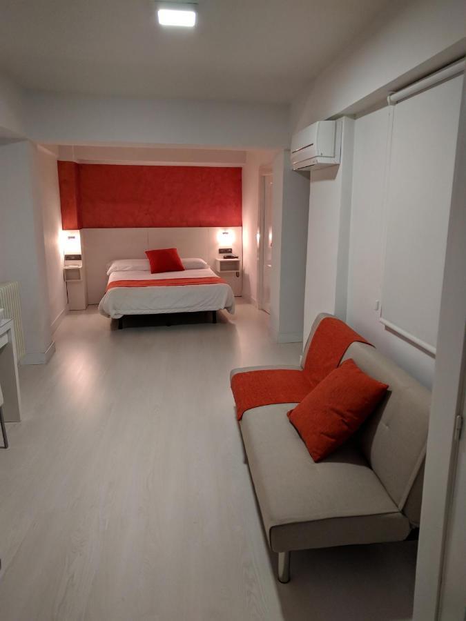 Standard Twin Room Sofa