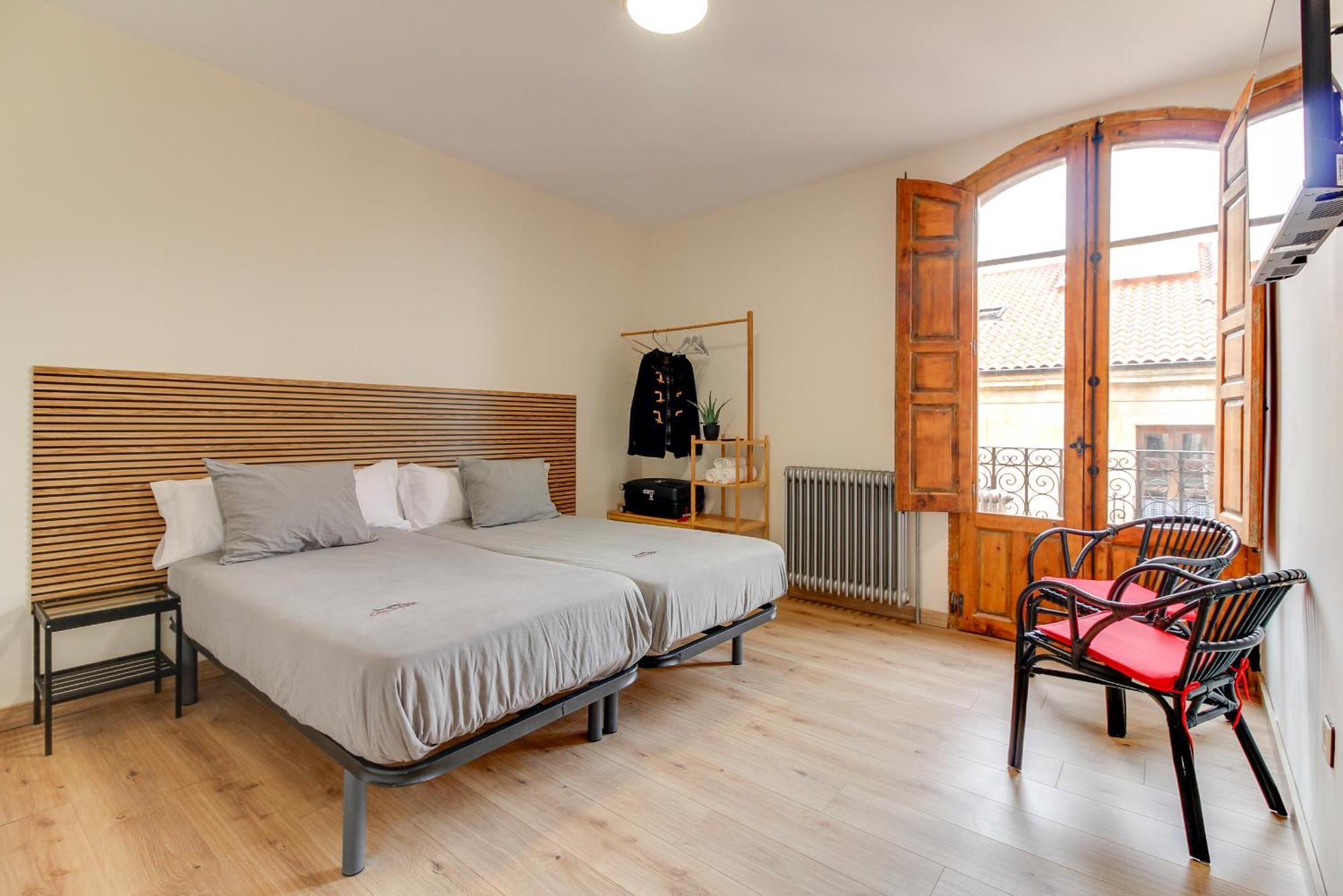 Twin Room,1653572089:JPEG