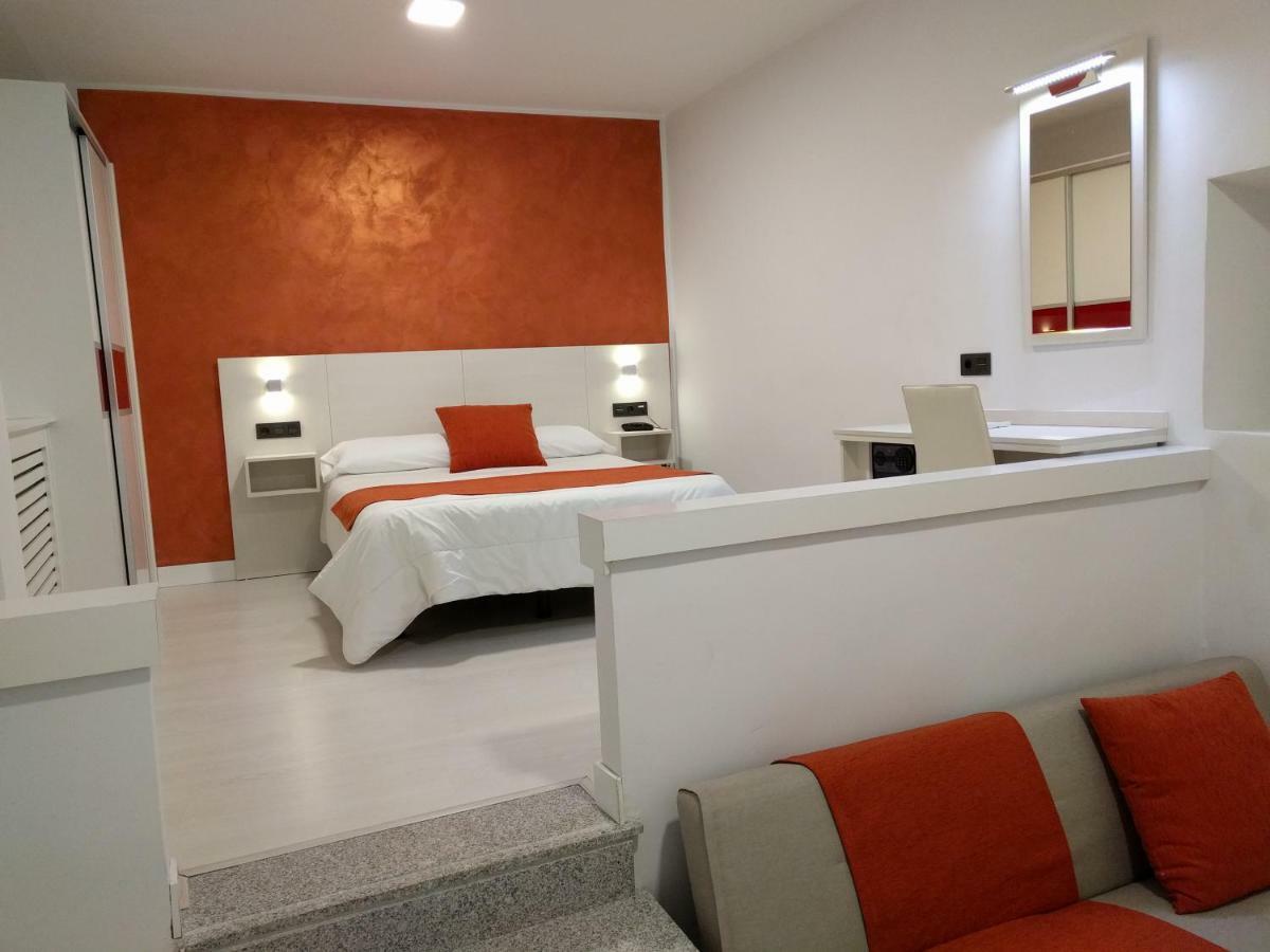 Standard Twin Room Sofa
