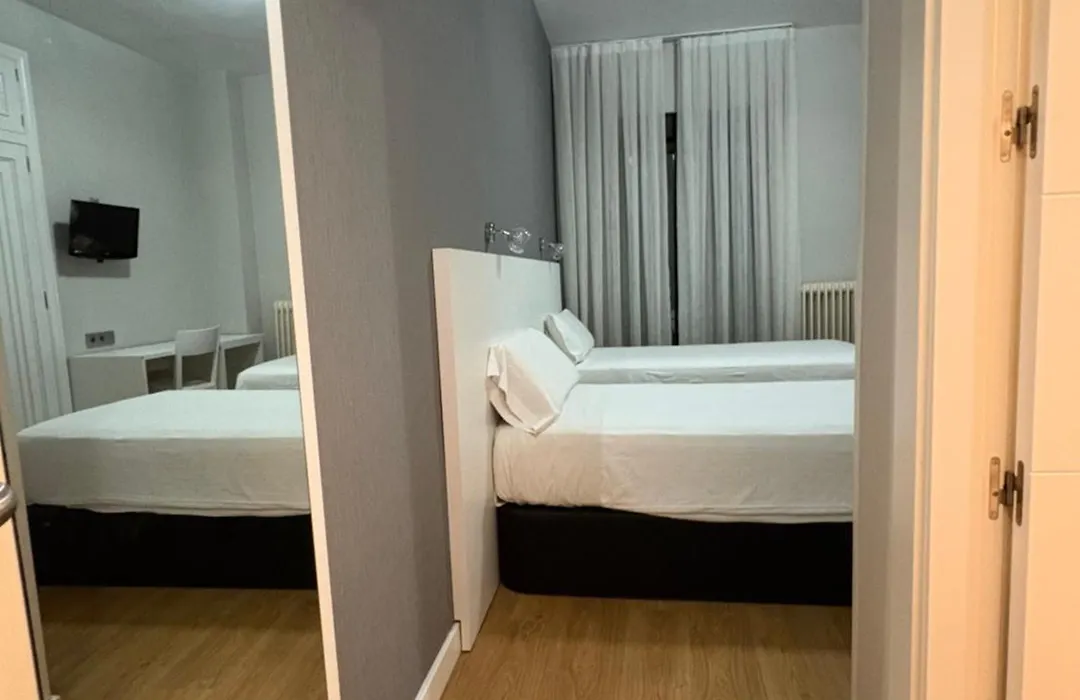 Hotel Amefa-1