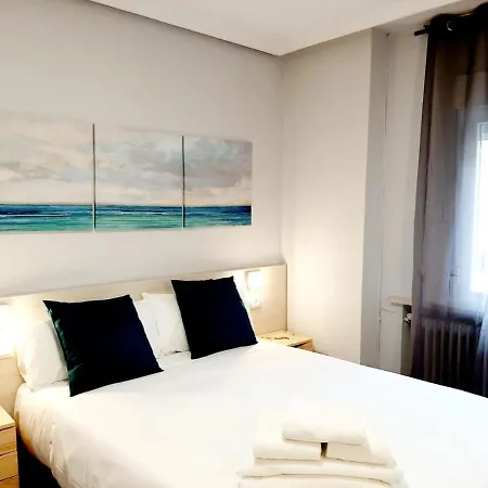 Hostal Lucia By Gaiarooms-2